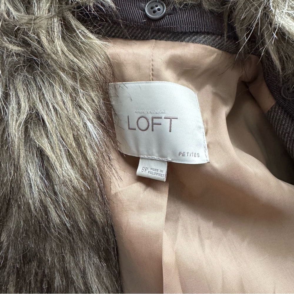 LOFT blazer w/ detachable faux fur collar grey/taupe herringbone tweed EUC Sz 8P - Picture 6 of 11